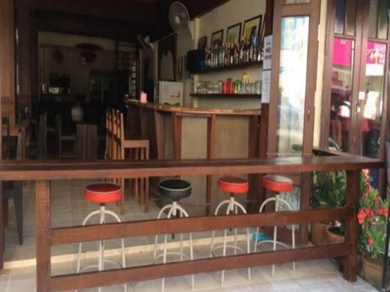 צ'יאנג מאי Thapae Backpackers Hostel (Adults Only) מראה חיצוני תמונה